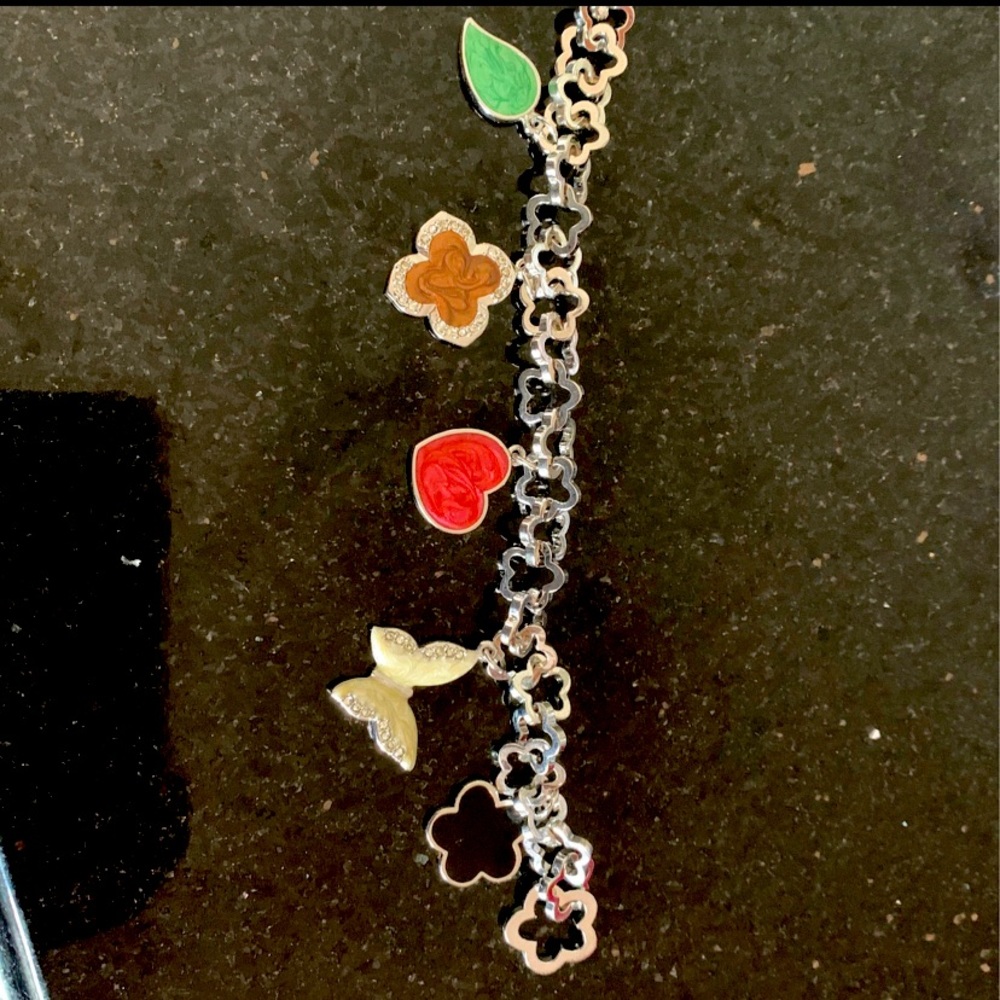 Charm bracelet